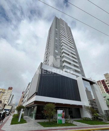Apartamento à Venda, 106 m² em Centro - Itajai