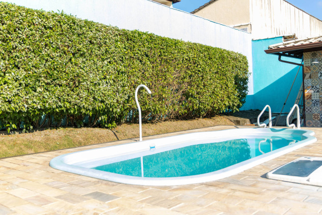 Imagem Casa com 5 Quartos à Venda, 360 m² em Centro - Maricá Imagem Casa com 5 Quartos à Venda, 360 m² em Centro - Maricá