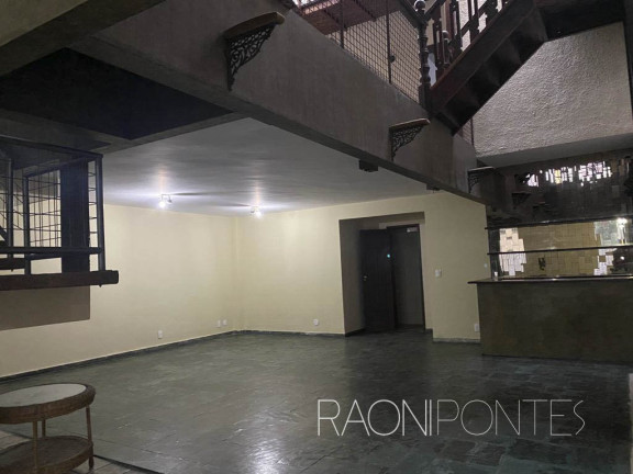 Imagem Casa com 4 Quartos à Venda, 450 m² em Charitas