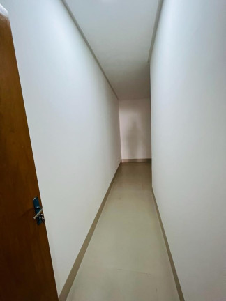 Imagem Casa com 3 Quartos à Venda, 200 m² em Moinho Dos Ventos - Goiânia Imagem Casa com 3 Quartos à Venda, 200 m² em Moinho Dos Ventos - Goiânia