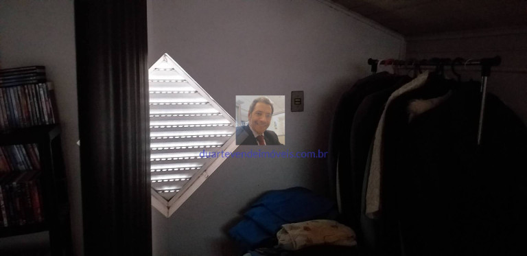 Imagem Casa com 6 Quartos à Venda, 180 m² em Jardim Barbacena - Cotia