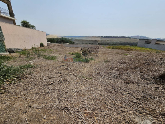 Terreno em Condomínio à Venda, 825 m² em Boa Vista - Atibaia