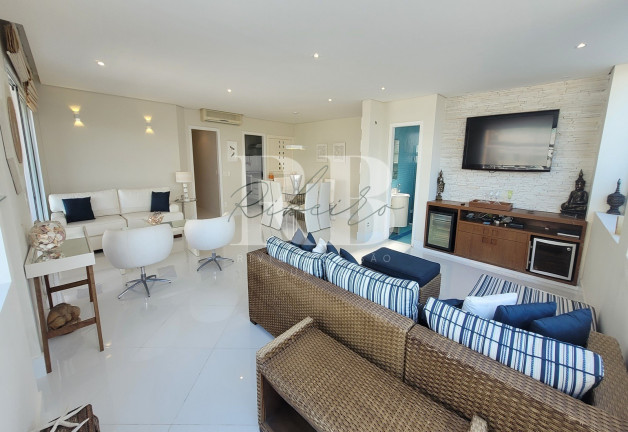 Imagem Imóvel com 5 Quartos à Venda, 236 m² em Riviera - Bertioga
