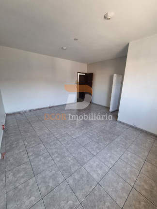 Imóvel Comercial para Alugar, 33 m² em Vila Nogueira - Diadema