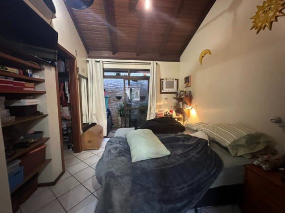 Imagem Casa com 5 Quartos à Venda, 225 m² em Itaguaçu - Florianópolis