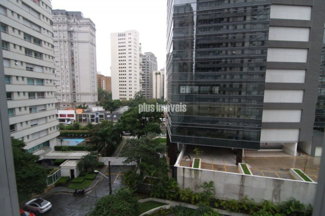 Imagem Apartamento com 3 Quartos à Venda, 268 m² em Itaim Bibi - São Paulo Imagem Apartamento com 3 Quartos à Venda, 268 m² em Itaim Bibi - São Paulo
