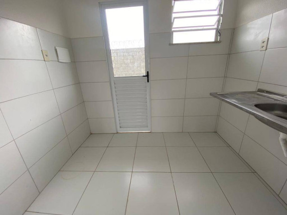 Imagem Casa com 2 Quartos à Venda, 153 m² em Feira De Santana
