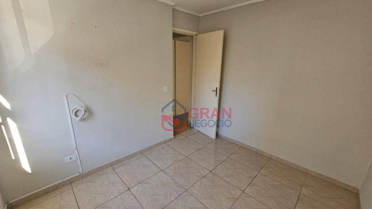 Imagem Apartamento com 3 Quartos à Venda, 53 m² em Pinheirinho - Curitiba