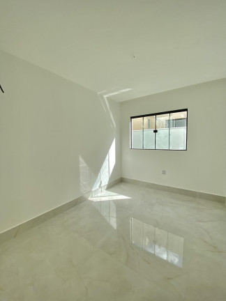 Foto do imóvel Casa de Condomínio com 3 Quartos à Venda, 128 m² em Cajupiranga - Parnamirim
