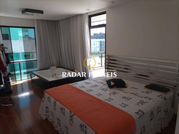 Imagem Cobertura com 3 Quartos à Venda, 175 m² em Centro - Cabo Frio