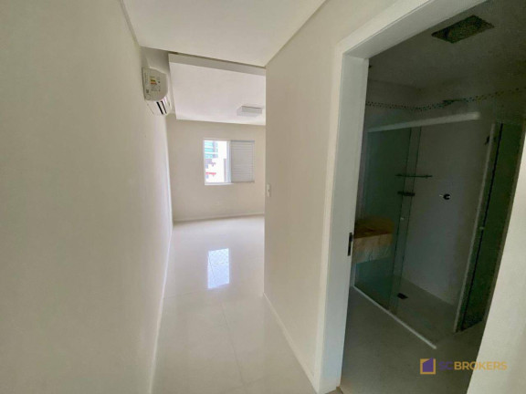 Imagem Imóvel com 4 Quartos à Venda, 200 m² em Centro - Balneário Camboriú
