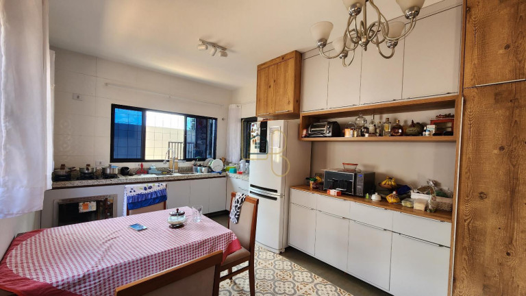 Imagem Casa com 3 Quartos à Venda, 152 m² em Jacutinga - Londrina