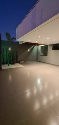 Imagem Casa com 3 Quartos à Venda, 200 m² em Jardim Oriental - Maringá