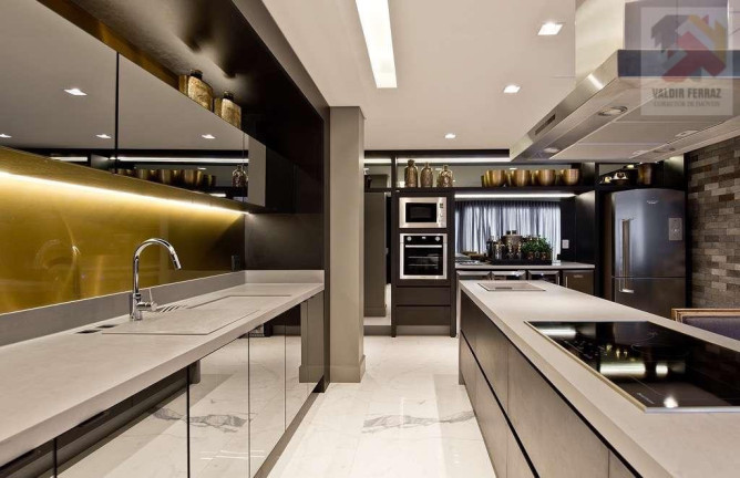 Imagem Apartamento com 2 Quartos à Venda, 108 m² em Centro - Florianópolis