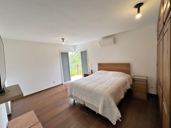 Imagem Casa com 3 Quartos à Venda, 400 m² em Granja Viana Ii - Cotia Imagem Casa com 3 Quartos à Venda, 400 m² em Granja Viana Ii - Cotia