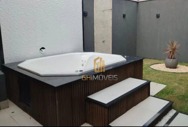 Imagem Casa com 3 Quartos à Venda, 160 m² em Jardim América - Goiânia Imagem Casa com 3 Quartos à Venda, 160 m² em Jardim América - Goiânia
