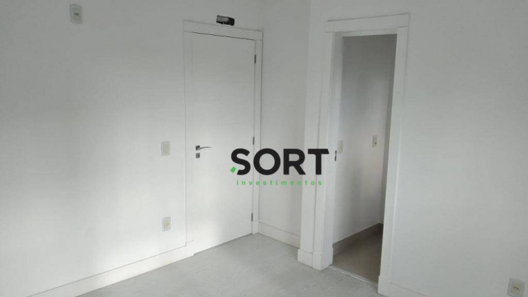 Imagem Apartamento com 3 Quartos à Venda, 128 m² em Centro - Balneário Camboriú Imagem Apartamento com 3 Quartos à Venda, 128 m² em Centro - Balneário Camboriú
