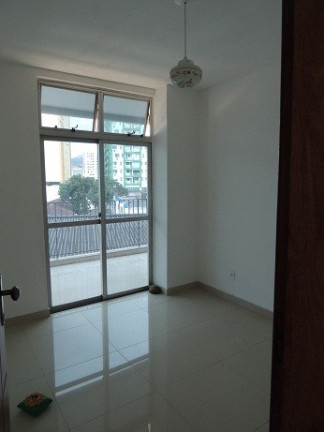 Imagem Imóvel com 2 Quartos à Venda, 100 m² em São Francisco - Niterói Imagem Imóvel com 2 Quartos à Venda, 100 m² em São Francisco - Niterói