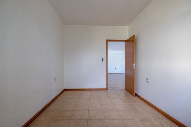Imagem Casa com 6 Quartos à Venda,  em Córrego Grande - Florianópolis