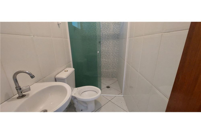 Imagem Casa com 3 Quartos à Venda,  em Vila Carmosina - São Paulo