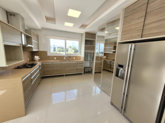 Imagem Consultório à Venda, 360 m² em Velas Da Marina - Xangri-lá Imagem Consultório à Venda, 360 m² em Velas Da Marina - Xangri-lá