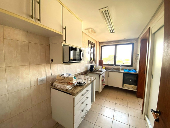 Imagem Imóvel com 3 Quartos à Venda,  em Rio Branco - Porto Alegre