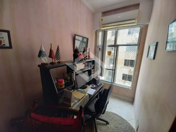 Imagem Apartamento com 3 Quartos à Venda, 74 m² em Copacabana - Rio De Janeiro Imagem Apartamento com 3 Quartos à Venda, 74 m² em Copacabana - Rio De Janeiro