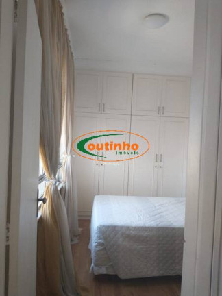 Imagem Apartamento com 2 Quartos à Venda, 72 m² em Grajaú - Rio De Janeiro Imagem Apartamento com 2 Quartos à Venda, 72 m² em Grajaú - Rio De Janeiro