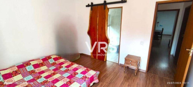 Imagem Casa com 4 Quartos à Venda, 196 m² em Cascata Do Imbuí - Teresópolis