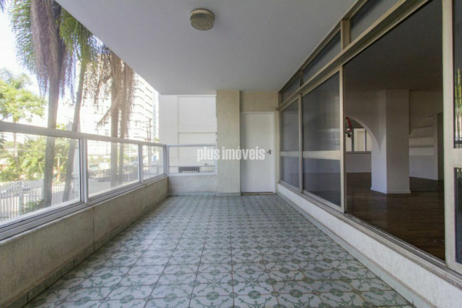 Apartamento com 3 Quartos à Venda, 341 m² em Morro Dos Ingleses - São Paulo