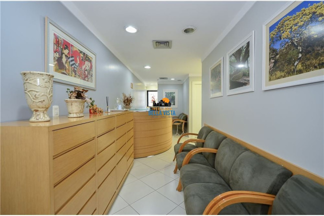 Sala Comercial à Venda,  em Jardim Guedala - São Paulo