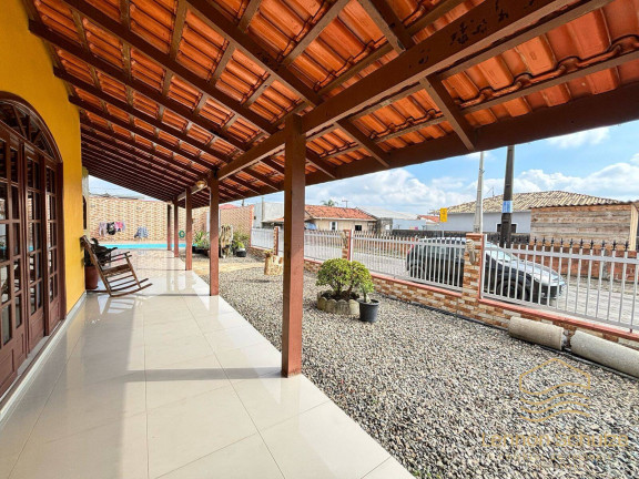 Casa com 3 Quartos à Venda, 250 m² em Centro - Balneário Barra Do Sul