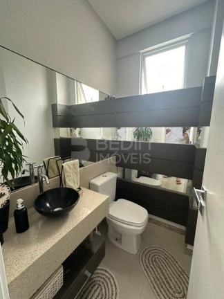 Imagem Apartamento com 3 Quartos à Venda, 120 m² em Centro - Balneário Camboriú