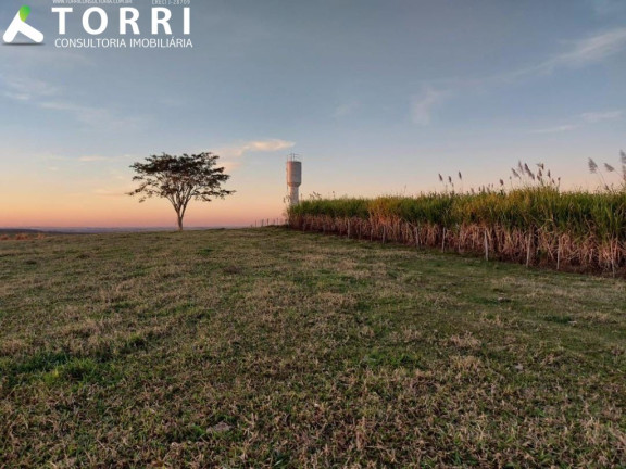 Imóvel com 3 Quartos à Venda,  em Centro - Marília