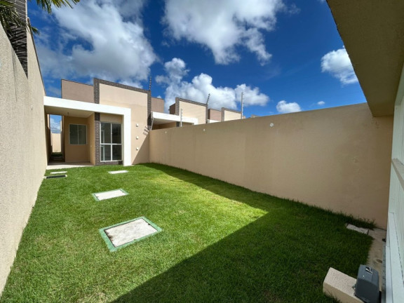 Casa com 2 Quartos à Venda, 66 m² em Timbu - Eusébio