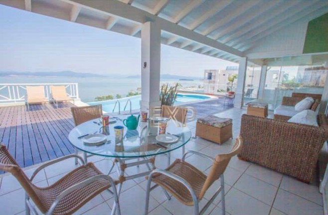 Imagem Casa com 9 Quartos à Venda, 757 m² em Cacupé - Florianópolis Imagem Casa com 9 Quartos à Venda, 757 m² em Cacupé - Florianópolis