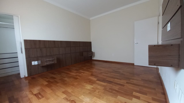 Imagem Casa com 3 Quartos à Venda, 185 m² em Parque Reserva Fazenda Imperial - Sorocaba Imagem Casa com 3 Quartos à Venda, 185 m² em Parque Reserva Fazenda Imperial - Sorocaba