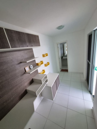 Imagem Imóvel com 1 Quarto à Venda, 95 m² em Stella Maris - Salvador Imagem Imóvel com 1 Quarto à Venda, 95 m² em Stella Maris - Salvador