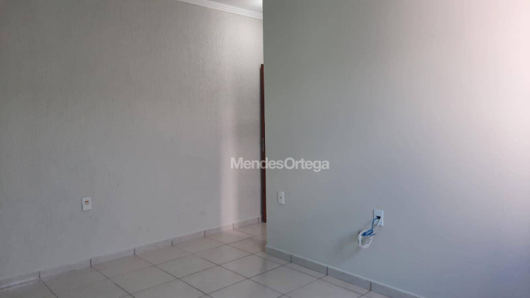 Imagem Casa com 2 Quartos à Venda, 121 m² em Vila Vasques - Votorantim Imagem Casa com 2 Quartos à Venda, 121 m² em Vila Vasques - Votorantim