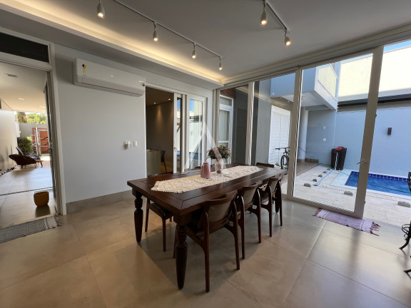 Imagem Sobrado com 4 Quartos à Venda, 343 m² em Residencial Aquarela Brasil - Sinop Imagem Sobrado com 4 Quartos à Venda, 343 m² em Residencial Aquarela Brasil - Sinop
