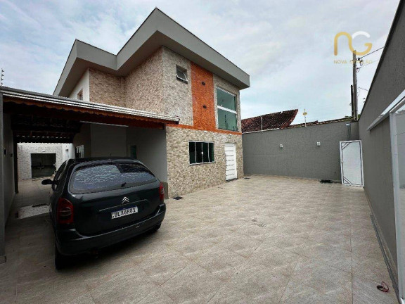 Casa com 5 Quartos à Venda, 200 m² em Mirim - Praia Grande