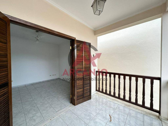 Imagem Casa com 4 Quartos à Venda, 180 m² em Centro - Ubatuba