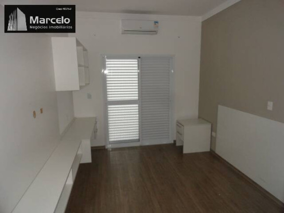 Imagem Casa de Condomínio com 4 Quartos à Venda, 300 m² em Condomínio Aruã - Mogi Das Cruzes Imagem Casa de Condomínio com 4 Quartos à Venda, 300 m² em Condomínio Aruã - Mogi Das Cruzes