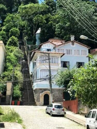 Imagem Casa com 7 Quartos à Venda, 1.040 m² em Cosme Velho - Rio De Janeiro Imagem Casa com 7 Quartos à Venda, 1.040 m² em Cosme Velho - Rio De Janeiro