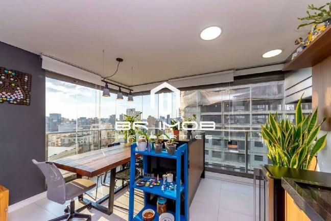 Imagem Imóvel com 2 Quartos à Venda, 82 m² em Vila Olímpia - São Paulo Imagem Imóvel com 2 Quartos à Venda, 82 m² em Vila Olímpia - São Paulo
