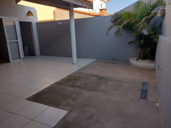 Imagem Casa com 3 Quartos à Venda, em Araçoiaba Da Serra Imagem Casa com 3 Quartos à Venda, em Araçoiaba Da Serra