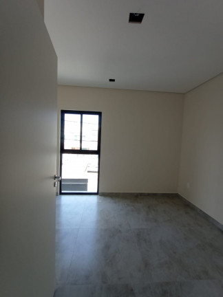 Imagem Sobrado com 2 Quartos à Venda, 68 m² em Centro - Camboriú