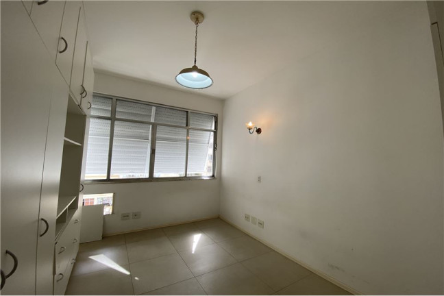 Imagem Apartamento com 3 Quartos à Venda, 107 m² em Copacabana - Rio De Janeiro Imagem Apartamento com 3 Quartos à Venda, 107 m² em Copacabana - Rio De Janeiro