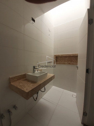 Imagem Sobrado com 3 Quartos à Venda, 178 m² em Bom Retiro - Curitiba Imagem Sobrado com 3 Quartos à Venda, 178 m² em Bom Retiro - Curitiba