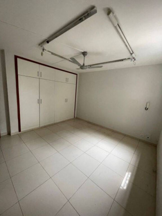 Sala Comercial para Alugar, 22 m² em Centro - Taubaté